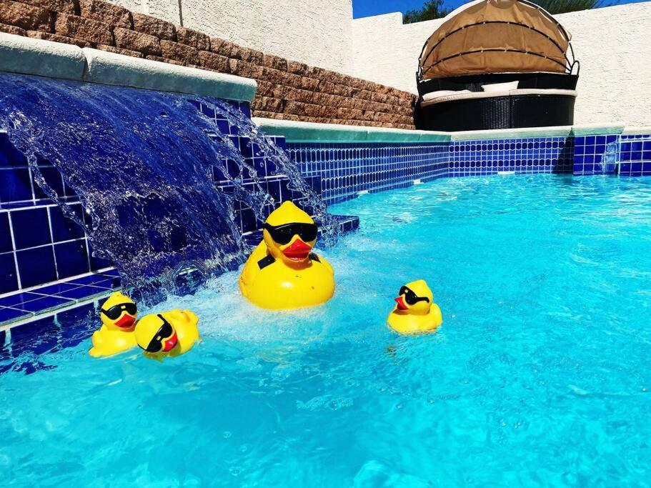 Вілла Amazing Heated Pool And Private Hot Tub 3Br In Heart Of Lv Лас-Вегас Екстер'єр фото